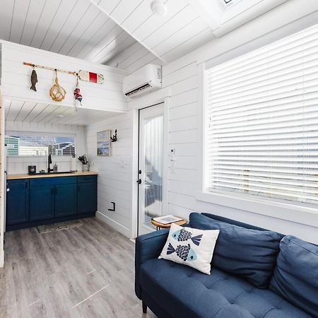 Starboard Tiny Home Apple Valley Exterior photo